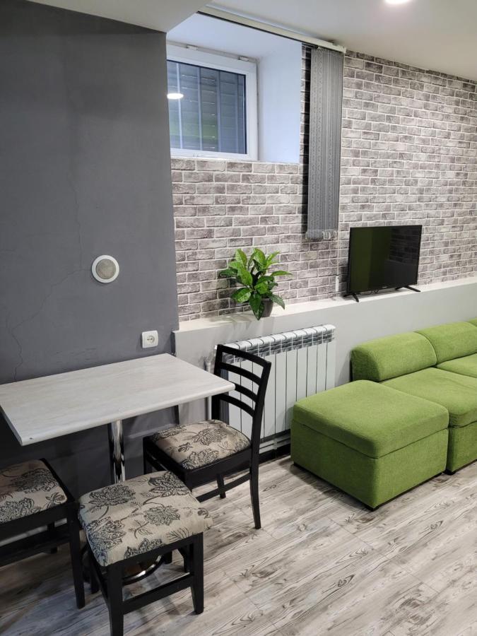 Villa Дом 33 Возле Клиники Астхик Erivan Exterior foto