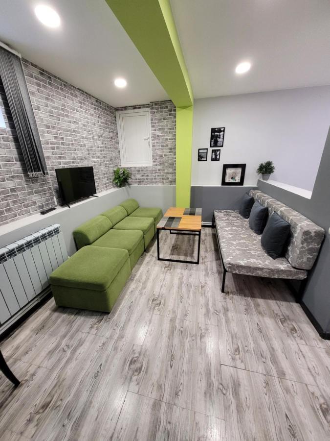 Villa Дом 33 Возле Клиники Астхик Erivan Exterior foto