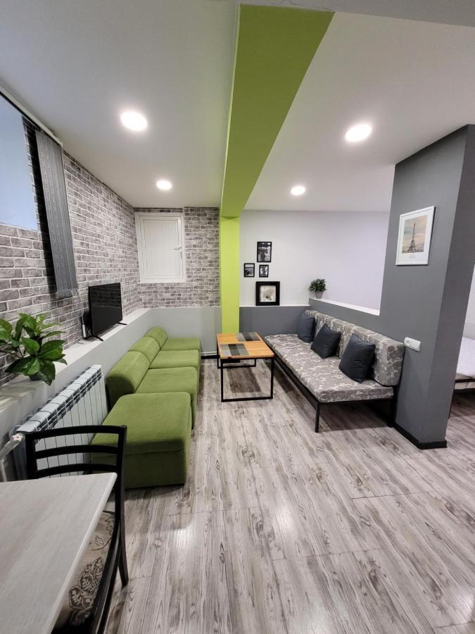 Villa Дом 33 Возле Клиники Астхик Erivan Exterior foto
